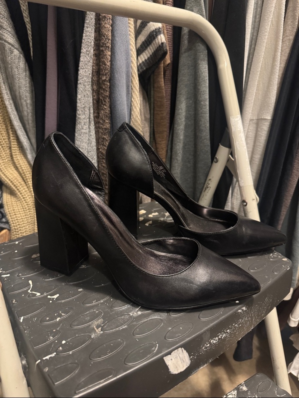 Classic Black Pointed-Toe Block Heel Pumps